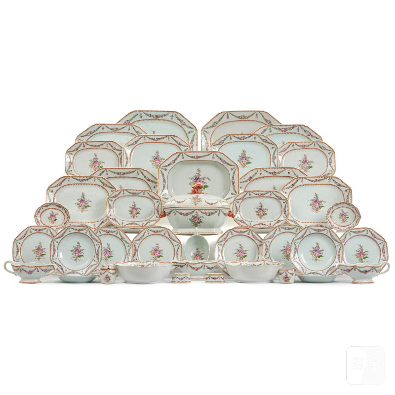 An extensive famille rose dinner service,